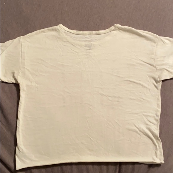 creme mtv cropped top - Picture 3 of 3